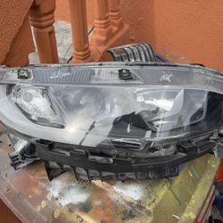 2016-2020 Honda Civic Right Side Original Honda Headlight $250