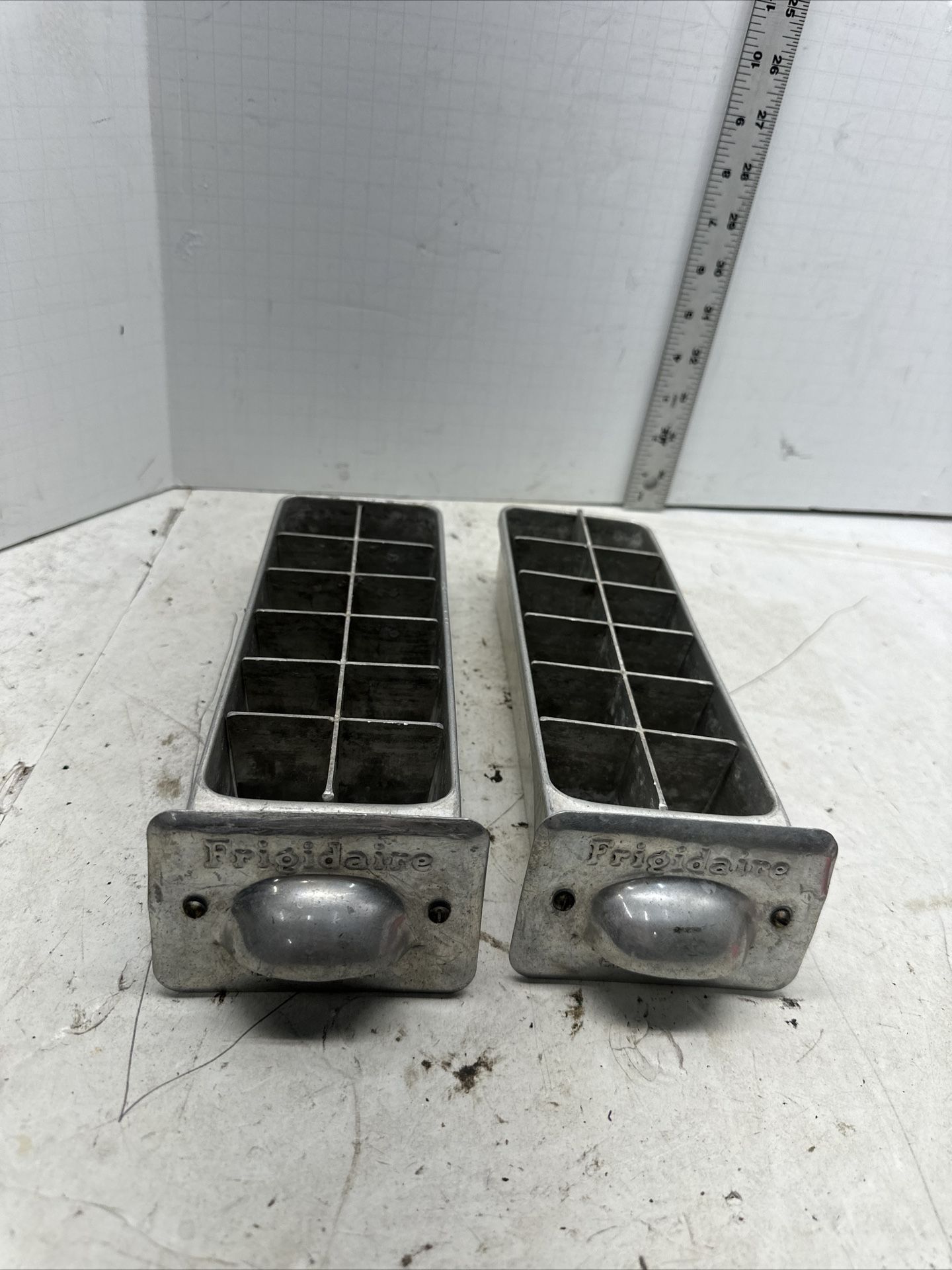 Frigidaire Aluminum Metal Set of 2 lce Cube Trays 20 Cube Vintage Removable #S 8
