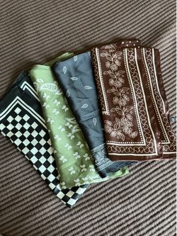 Scarfs