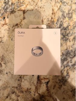 NEW Unopened Oura Ring 4 – Silver – Size 9
