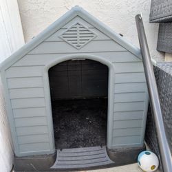 Dog house for Med/Large dog 