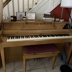 Wurlitzer Upright Piano