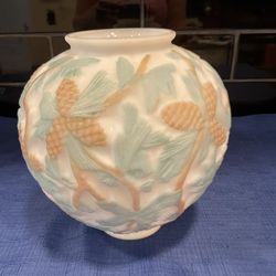 Antique beauty! Consolidated Phoenix art glass Martele custard vase