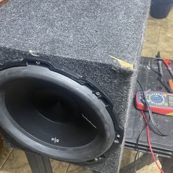 Subwoofer 12” P2  Rockford Footage