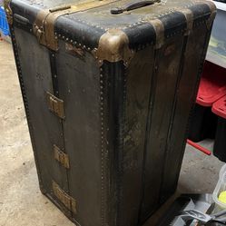 Vintage Hartmann Wardrobe Trunk