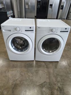 LG matching set white washer and dryer one free year warranty