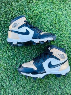Jordan 1 Mid Little/Big Kids' Cleats Size 3.5Y USA