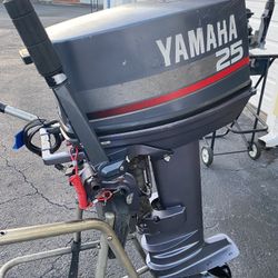 25Hp Electric Yamaha 2 Stroke 20” Long Shaft For Sale 