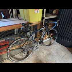 Woman’s Specialized Dolce Road Bike