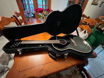 Cordoba fashion 14 jet nylon string acoustic/electric guitar