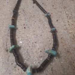 Necklace - turquoise and Heishi bead