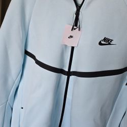 Nike Tech Fleece Mens Large