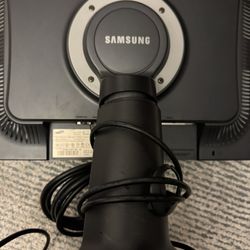 Samsung 22 inch computer monitor (peoria) 