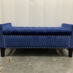 Stylish Storage Bench 