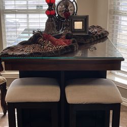 Dining Table And Stools With Glass Top