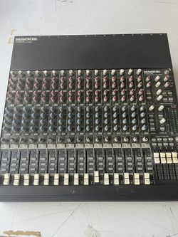 Mackie 1604