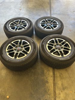 Tires 🛞 Rims