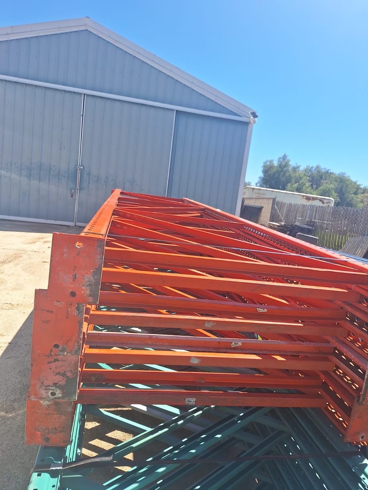 PALLET RACKS IN SALE 