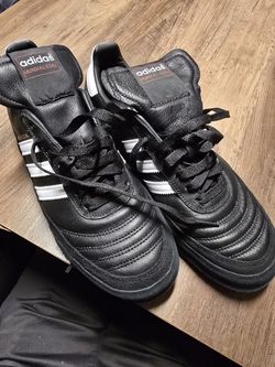 Adidas Mundial Goal  size 9 men