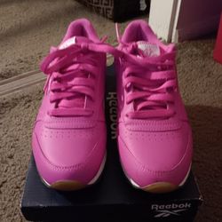 🌼 Pink Reebok 🌼