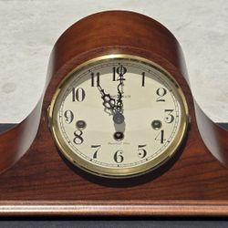 Vintage Mantle Clock 