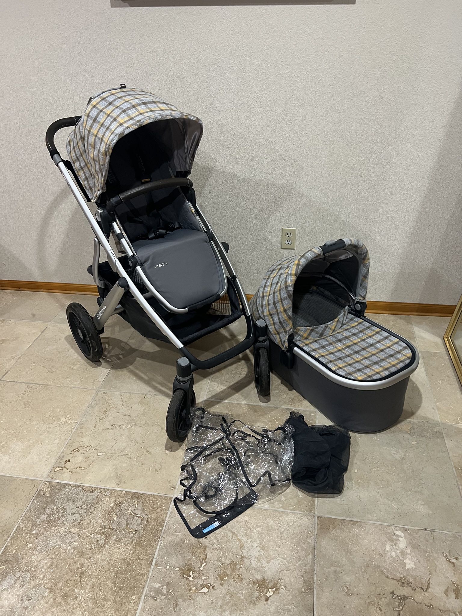 Uppababy Vista Stroller With Bassinet  