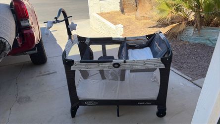 Baby crib