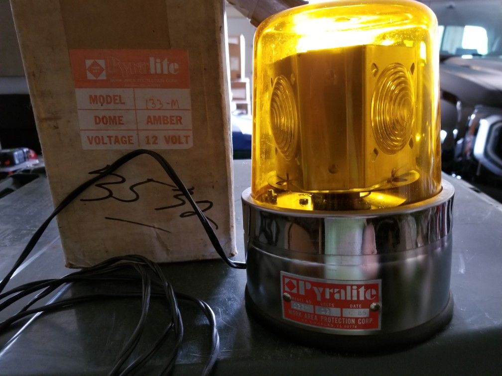 Vehicle Magnetic Strobe Light