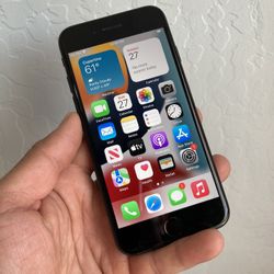 iPhone 7. Like New And Unlocked!