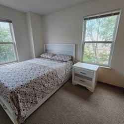 Queen Bed with nightstand LIKE NEW (Free Mattress) 