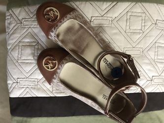girl shoes size 2