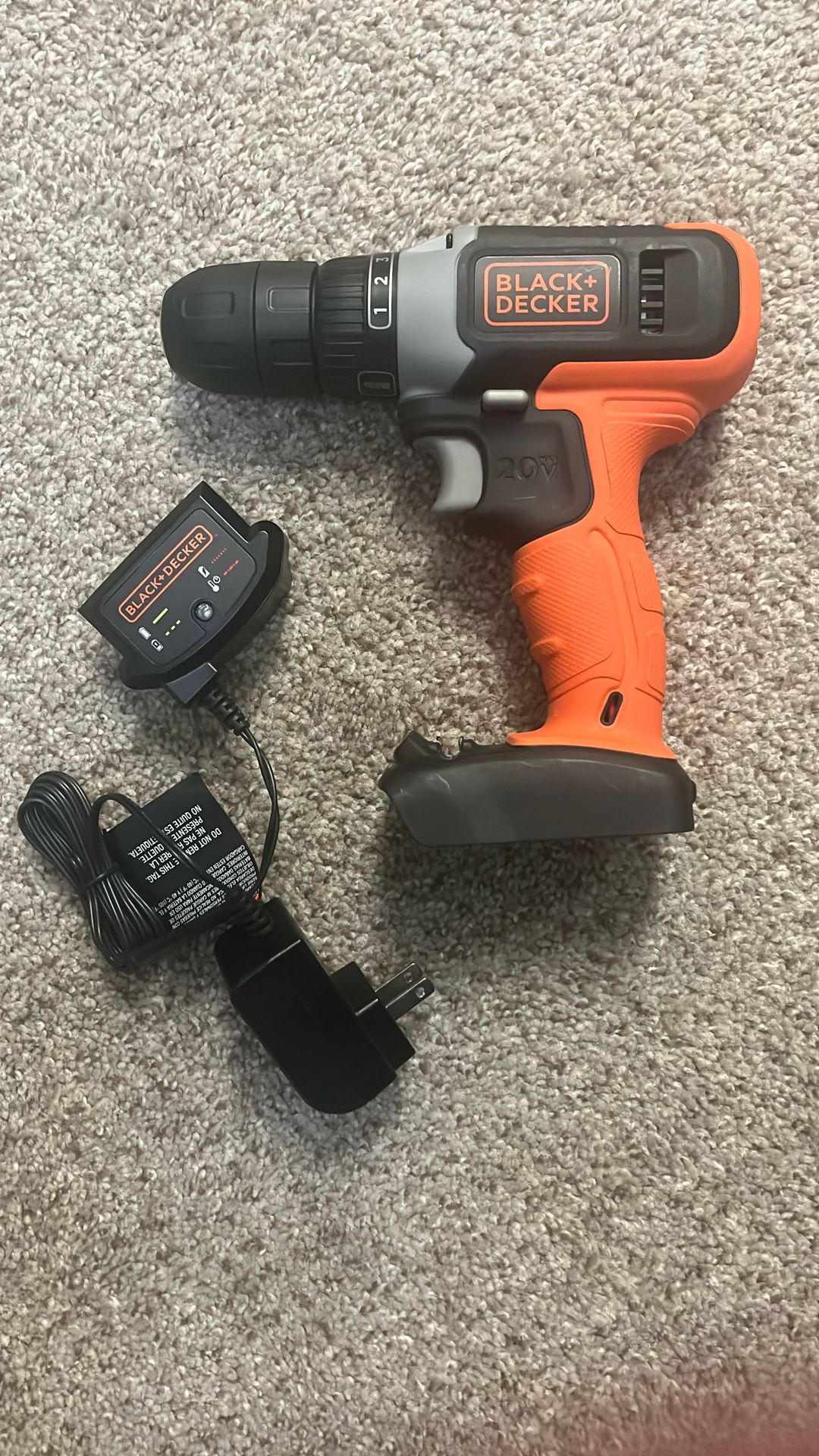Black And Decker 20v Drill W/Charger