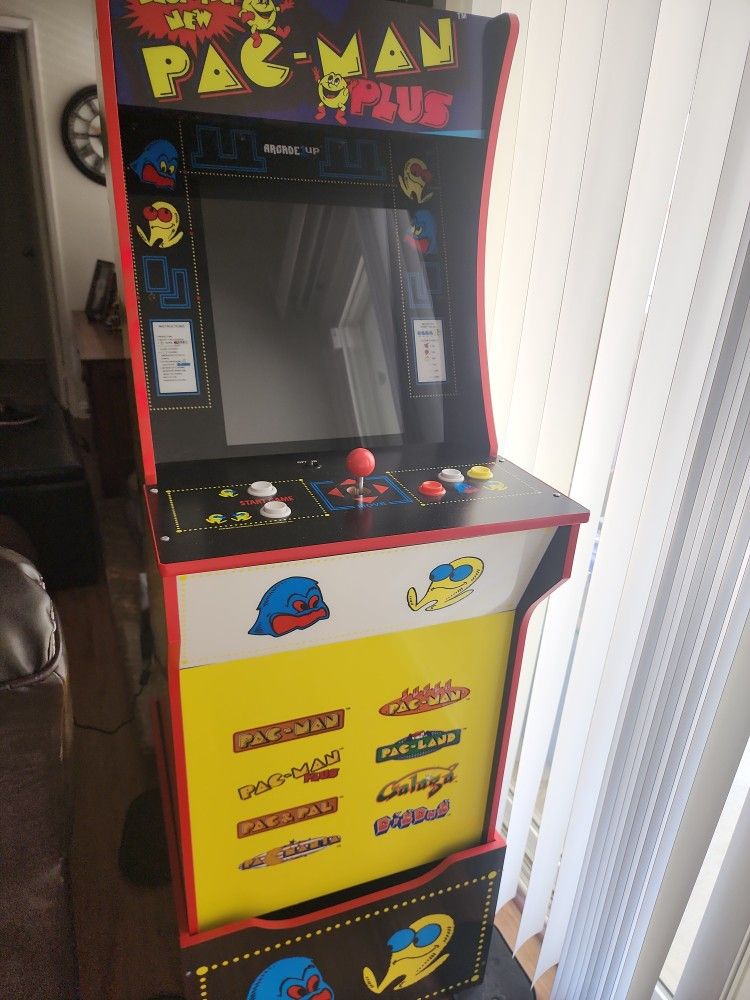 Pac-Man Machine