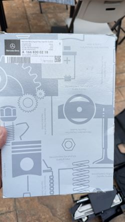 Mercedes C 300 Floor Map and AC Filter