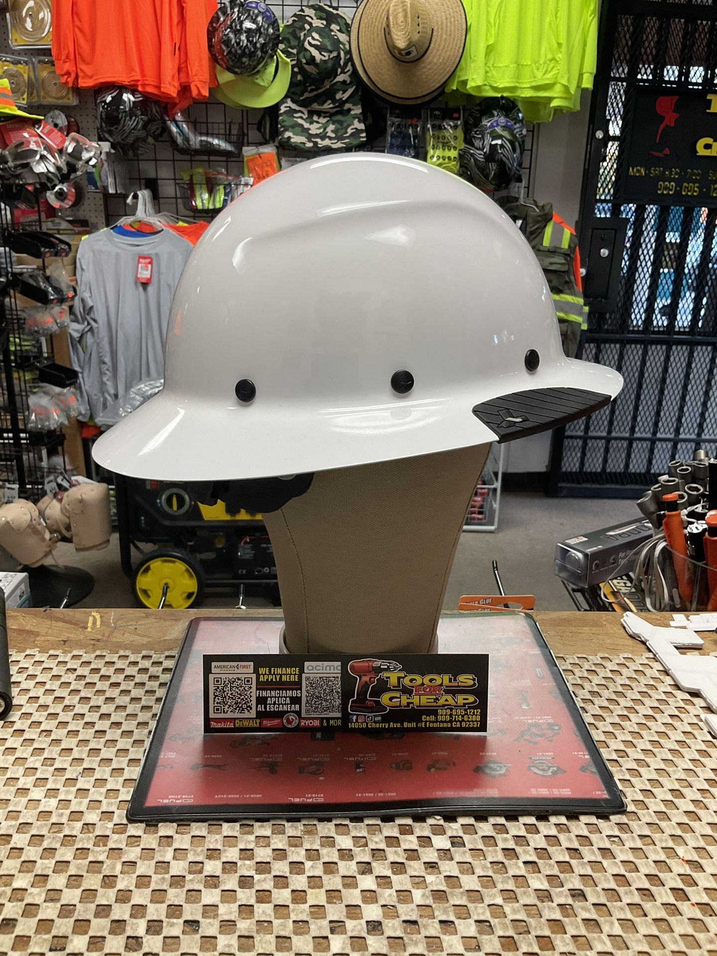 LIFT FULL BRIM SAFETY HARD HAT- White