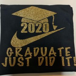 Graduation t-shirts many to choose from