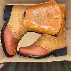 Boys Size 13 (6c) Cowboy boots