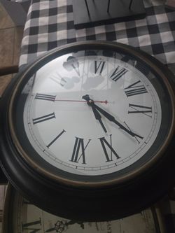 Wall clock