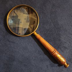 Wooden & Brass Magnifying Glass