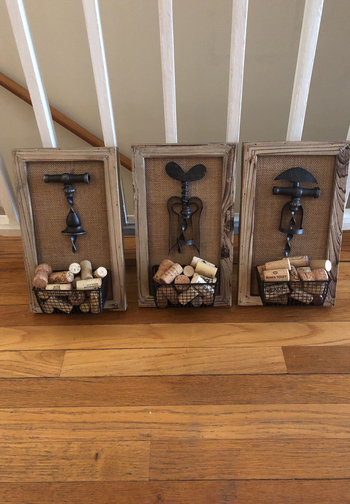 Set of 3 decorative wine cork storage wall decor