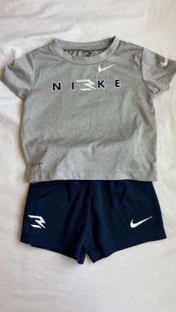 Nike set 12m