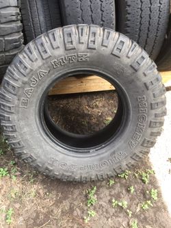 Mickey Thompson 255/75/16