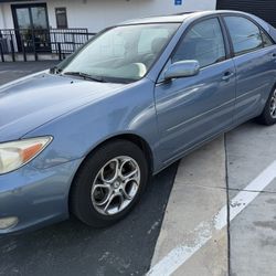 2004 Toyota Camry