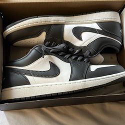 iron grey/summit white air jordon 1 low