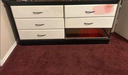 Free long dresser