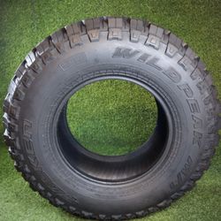 35 12.50 17 Falken Wildpeak M/T01 90% Tread 13/32 121Q #25237 Mud Tires 4x4 Off Road High Performance Truck