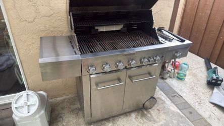Kitchen aid propane grill