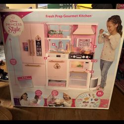 Disney Princess Style Fresh Prep Gourmet Kitchen
