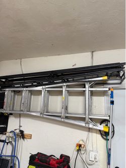 King box spring metal 9 inches high!