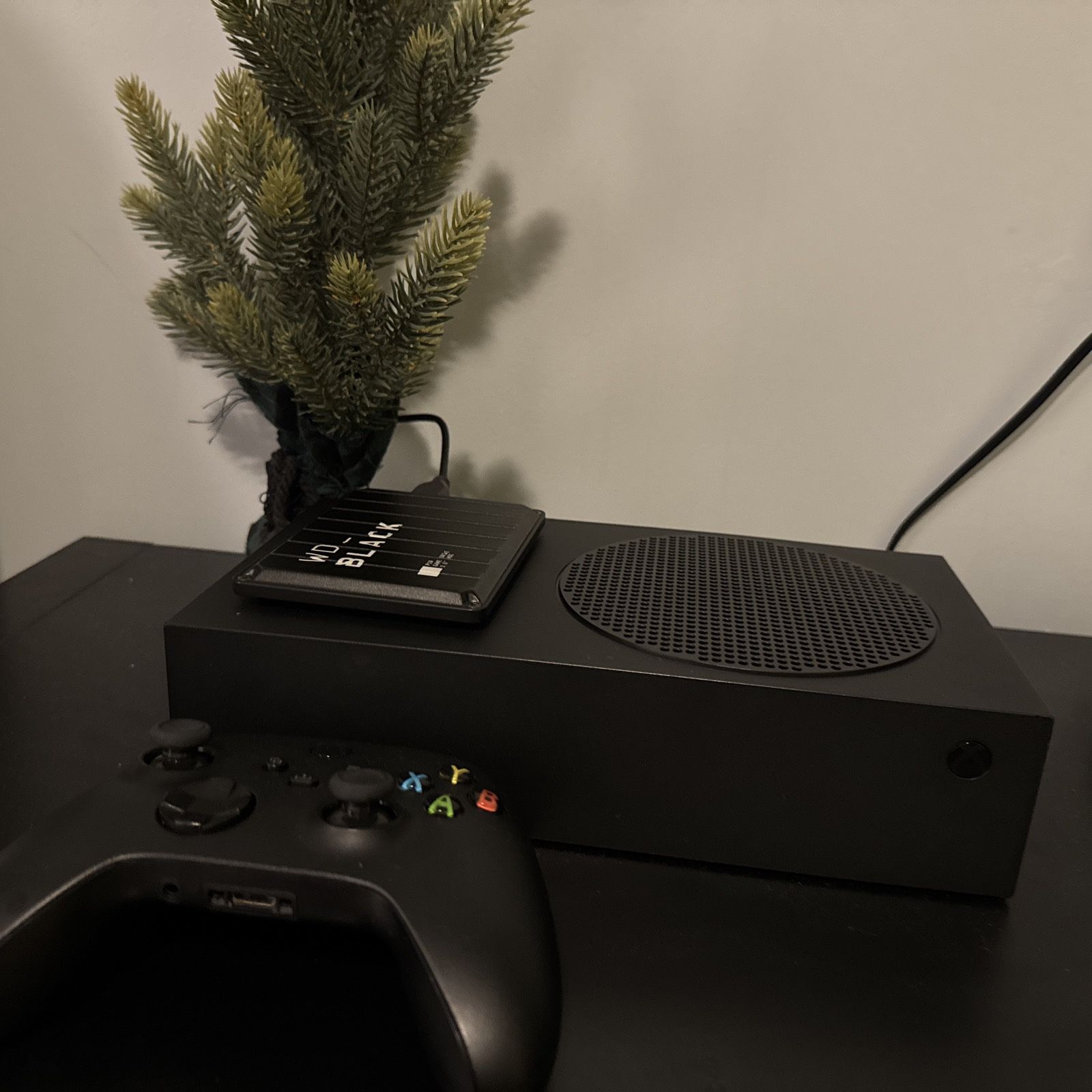 Xbox Series S Carbon 1TB + 2TB Hardrive (optional)